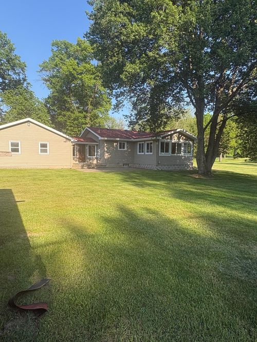 6739 Myers Lake Ave Ne, Rockford, MI, 49341-8113 | Card Image