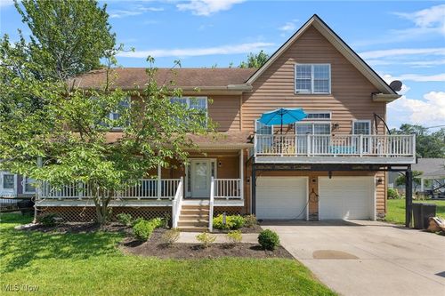 35940 Matoma Blvd, Eastlake, OH, 44095-1517 | Card Image