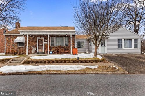 381 S 7th St, HARRISBURG, PA, 17113-2012 | Card Image