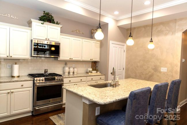 16116 Lakeside Loop Ln, House other with 2 bedrooms, 2 bathrooms and null parking in Cornelius NC | Image 8