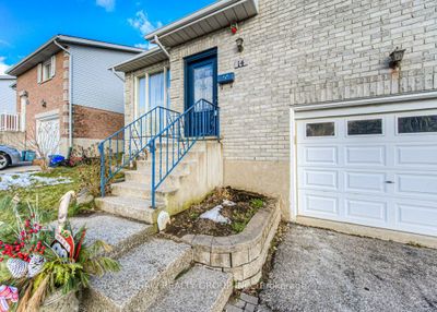 14 Wendy Crt, House other with 2 bedrooms, 2 bathrooms and 3 parking in Cambridge ON | Image 2