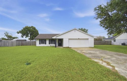 6519 Meadow Ridge Lane, Lake Charles, LA, 70605 | Card Image