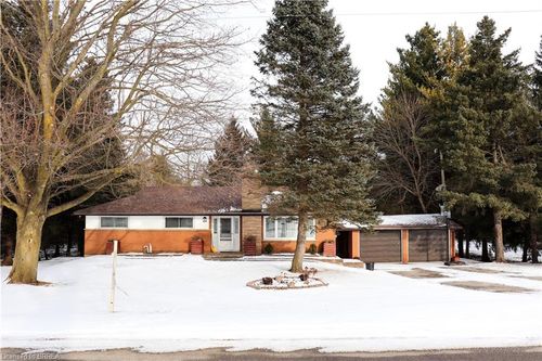 4 Sixth Concession Road, Burford, ON, N3T5L7 | Card Image