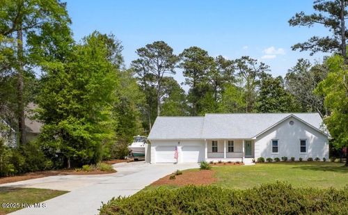 709 Saw Grass Rd, Hampstead, NC, 28443-2368 | Card Image