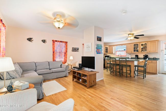 Living Room | Image 10