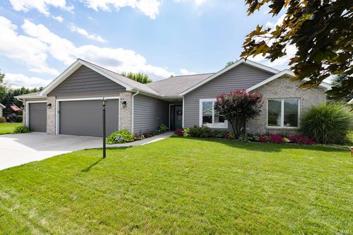 5405 N Sawgrass Ln, Leesburg, IN, 46538-9042 | Card Image