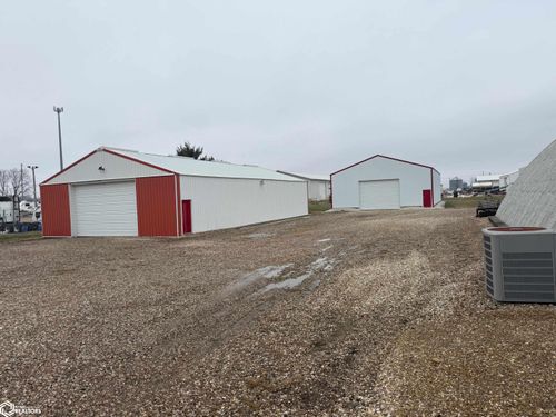 406 W Ross St, Toledo, IA, 52342-1041 | Card Image