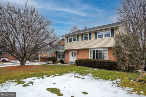 4201 Wynnwood Dr, ANNANDALE, VA, 22003-3428 | Card Image