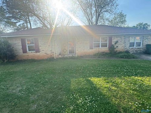 3918 Binderton Pl Sw, Huntsville, AL, 35805-5412 | Card Image