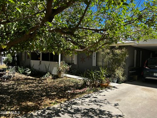5625 S 9th St, Phoenix, AZ, 85040-3130 | Card Image