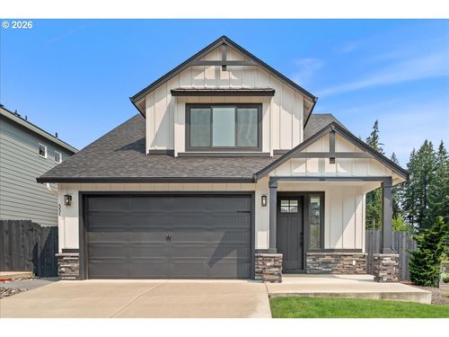 331 W Maple St, Washougal, WA, 98671-8997 | Card Image