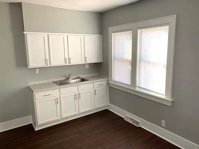 Residential Lease in DeKalb 4