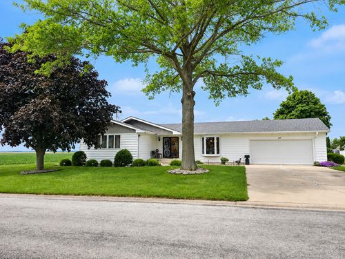606 E Fine St, Ashkum, IL, 60911-4500 | Card Image