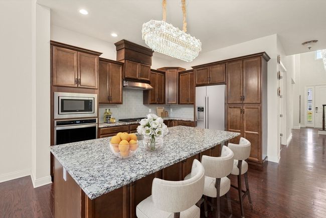 6 - 6 Glen Ellen Blvd, Condo with 3 bedrooms, 3 bathrooms and 2 parking in Millis MA | Image 4