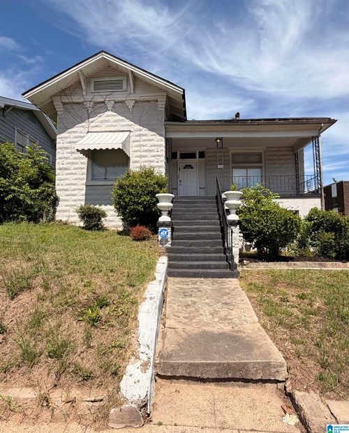 3017 Ensley 5 Points W Ave, BIRMINGHAM, AL, 35208-2720 | Card Image