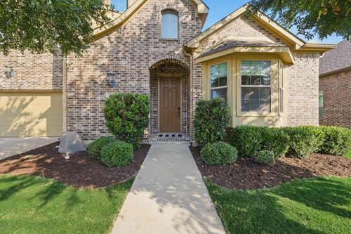 5720 Eagle Mountain Dr, Argyle, TX, 76226-4262 | Card Image