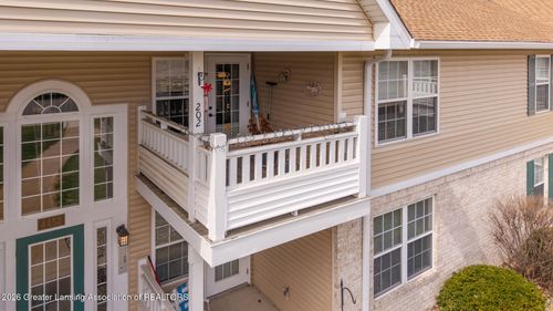 202-4452 Cricket Ridge, Holt, MI, 48842 | Card Image