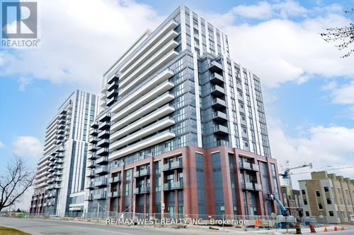 720-38 Honeycrisp Cres, Concord, ON, L4K0M8 | Card Image