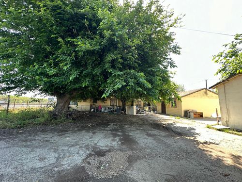 19459 Avenue 144, Porterville, CA, 93257 | Card Image
