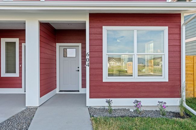 604 Holstein Way, Townhouse with 2 bedrooms, 3 bathrooms and null parking in Kalispell MT | Image 6