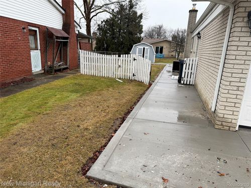 34647 Esper Drive, Sterling Heights, MI, 48312 | Card Image