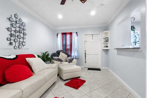 5a-2219 Polk St, Hollywood, FL, 33020-6720 | Card Image