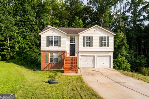 561 Sirocco Ct, Forest Park, GA, 30297-6616 | Card Image