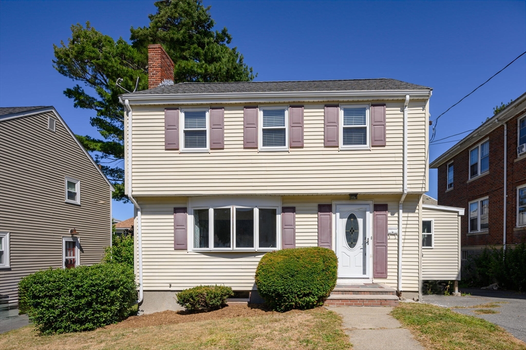 Rosselerin Rd, Dorchester, MA 02122
