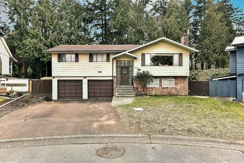 7031 115a St, Delta, BC, V4E2E4 | Card Image