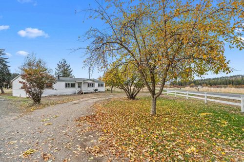 2876 Cottonwood Creek Rd, Chewelah, WA, 99109-9652 | Card Image