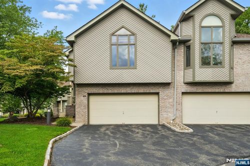 216 Beech Ct, Norwood, NJ, 07648-2006 | Card Image