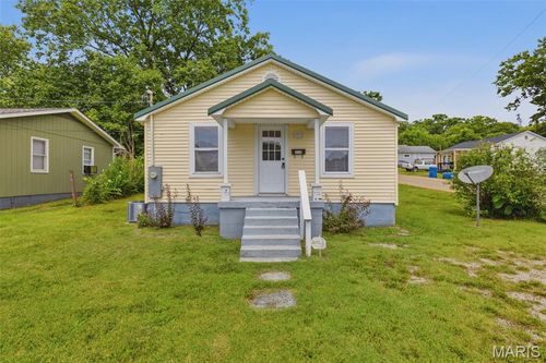 808 Towle St, Potosi, MO, 63664-1334 | Card Image