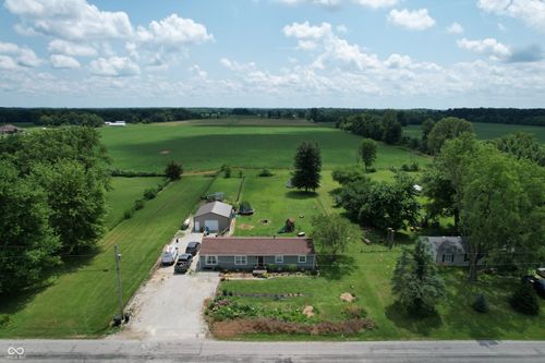 1042 S County Road 600 W, Danville, IN, 46122-8709 | Card Image