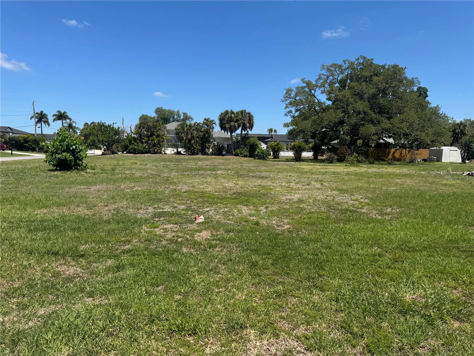 Land in NOKOMIS 2