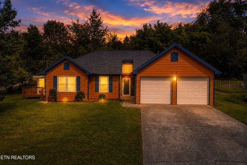 3119 Kingsmore Dr, Knoxville, TN, 37921-1457 | Card Image