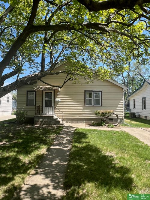2707 Calhoun St, Bellevue, NE, 68005-3920 | Card Image