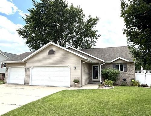 3210 Thornton Dr, JANESVILLE, WI, 53548-9189 | Card Image