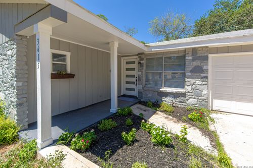 3615 Warpath St, San Antonio, TX, 78238-3929 | Card Image