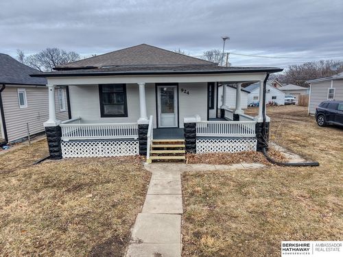 924 Plum St, Lincoln, NE, 68502-2142 | Card Image