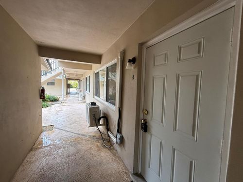 5-909 Se 14th Court, Fort Lauderdale, FL, 33316 | Card Image