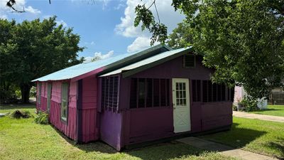 645 15th Street, House other with 2 bedrooms, 1 bathrooms and null parking in Hempstead TX | Image 2