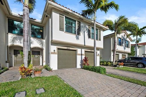 6013 Woods Edge Cir, Riviera Beach, FL, 33410-1924 | Card Image