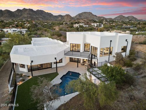 3135 E Palo Verde Dr, Phoenix, AZ, 85016-2407 | Card Image