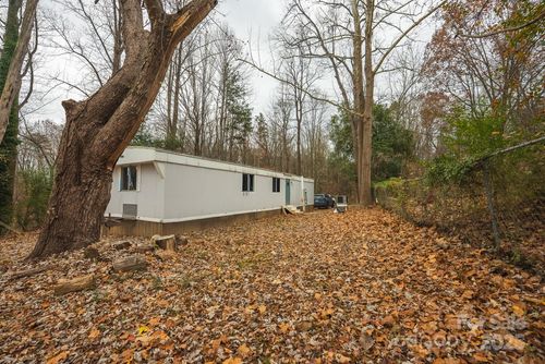 9336 Pinewood Ave, Charlotte, NC, 28214-3317 | Card Image