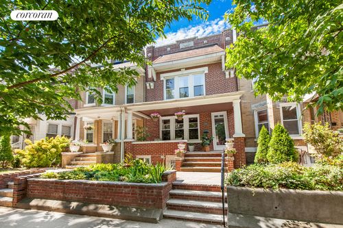 348 81st St, Brooklyn, NY, 11209-3807 | Card Image