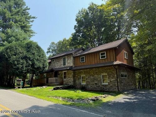 130 Donaldson Rd, Cresco, PA, 18326-7160 | Card Image