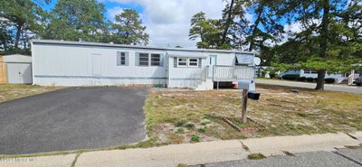 1 Panda Lane, Home with 2 bedrooms, 1 bathrooms and null parking in Whiting NJ | Image 2