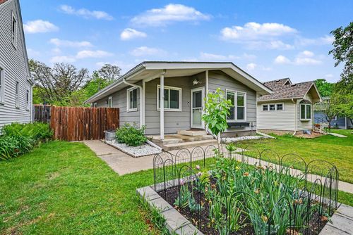 5652 46th Ave S, Minneapolis, MN, 55417-3024 | Card Image