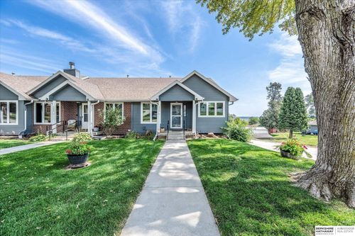 500 N 9th St, Missouri Valley, IA, 51555-1218 | Card Image