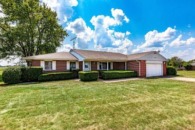 6988 E 40 Us, House other with 2 bedrooms, 2 bathrooms and null parking in Lewisburg OH | Image 2